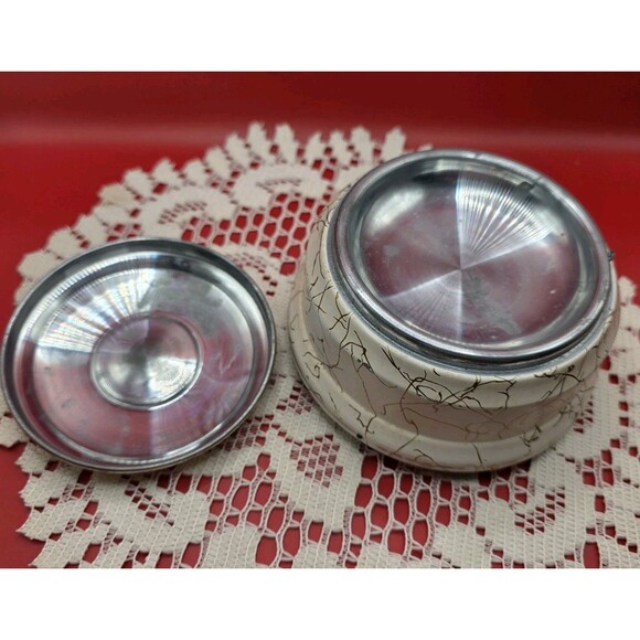 Vtg Aluminum Round Vanity Powder Music Box Gold Spiral On Top - Works MCM - Picture 6 of 8